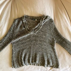 Green crop sweater